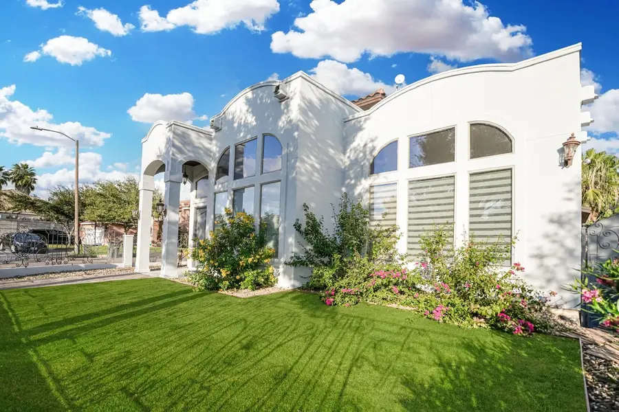 309 Lake Kariba Ct, Laredo, TX 78041 - #3