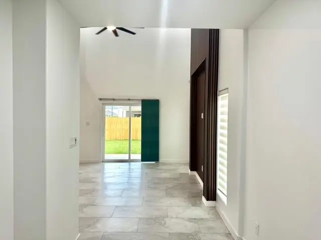 1019 Yellow Birch Dr., Laredo, TX 78045-0000 - #3