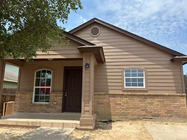 4740 Loma Vista Dr, Laredo, TX 78046