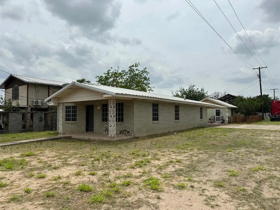 1813 N 1st. St., Zapata, TX 78076 - #2