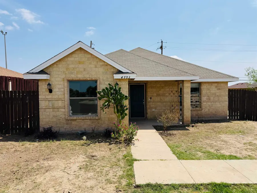 4703 Los Laureles Ln, Laredo, TX 78046 - #2