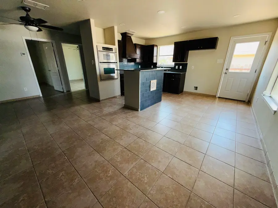 4703 Los Laureles Ln, Laredo, TX 78046 - #3