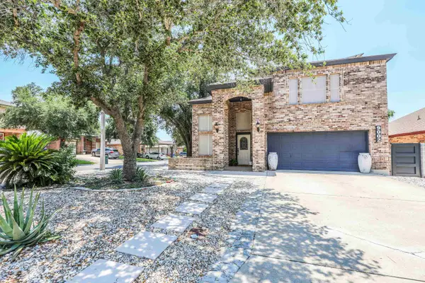 9002 Cornell Dr, Laredo, TX 78045