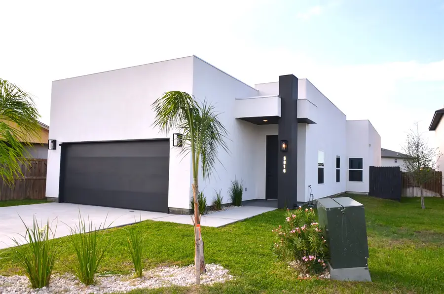 5616 Encanto Dr., Laredo, TX 78046 - #2