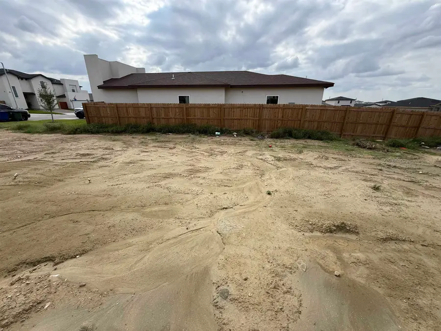 6002 Heather Loop, Laredo, TX 78043 - #2