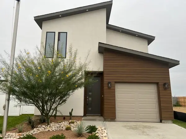 202 Deer Path Loop, Laredo, TX 78045-2234