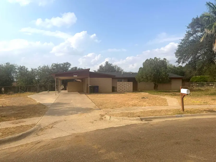 678 Cottonwood Cir, Laredo, TX 78041 - #2