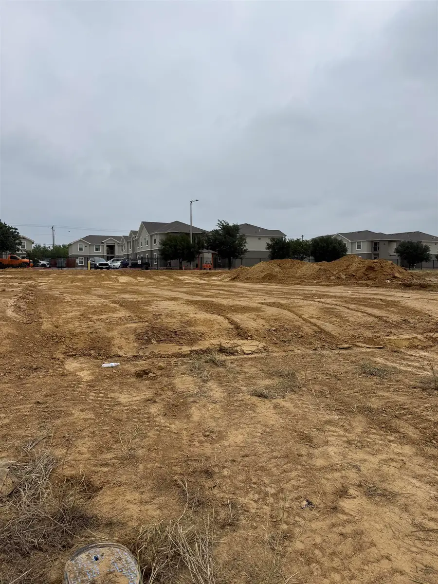 222 Lusitano Dr., Laredo, TX 78046 - #2