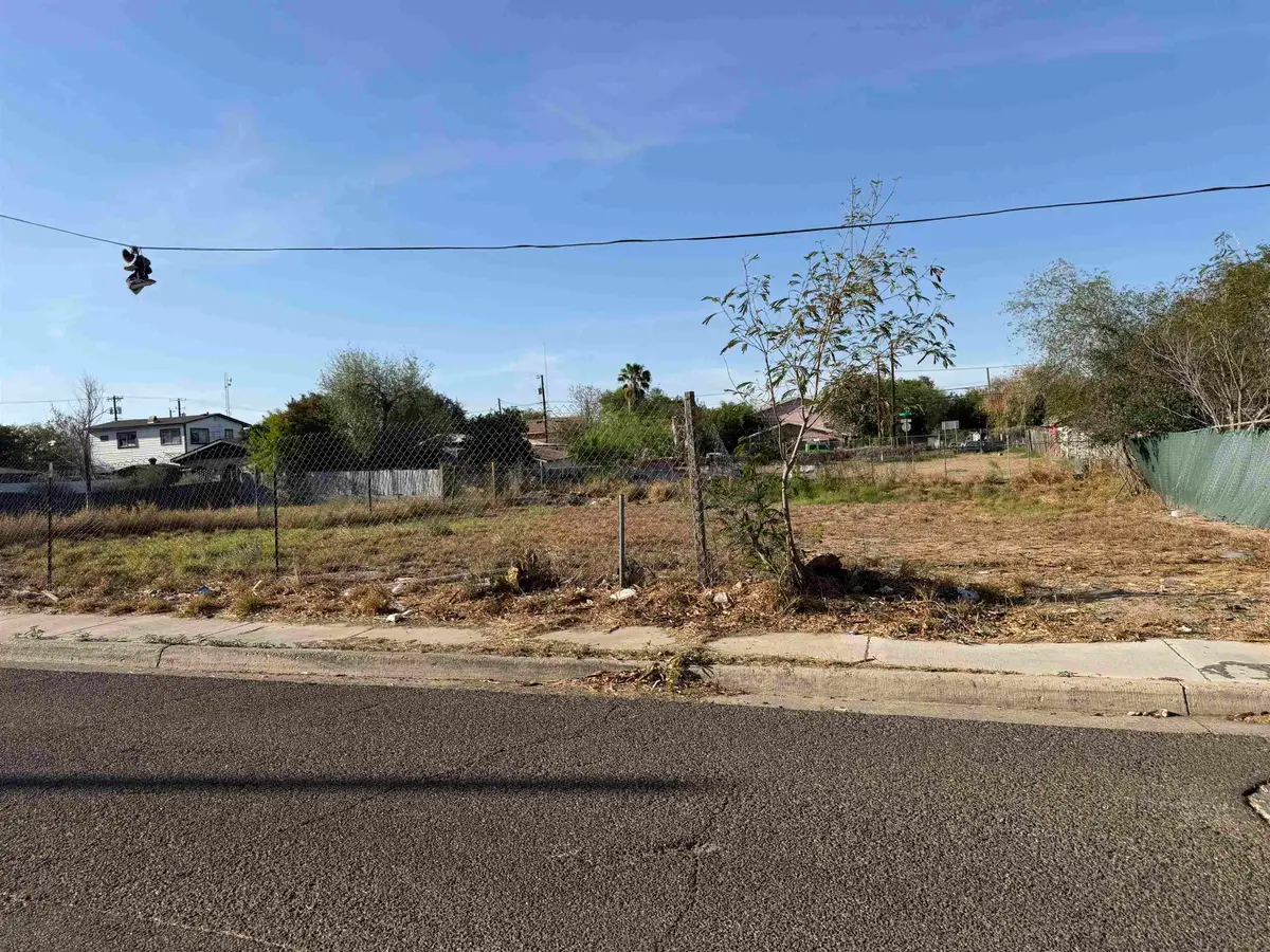 1902 Iturbide St, Laredo, TX 78040 - #1
