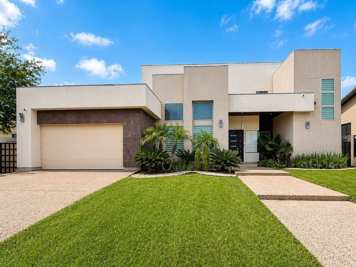 2917 O'Henry Dr, Laredo, TX 78041 - #1