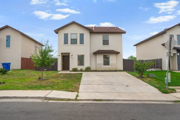 3519 Jose C Santos Dr, LAREDO, TX 78046-5502