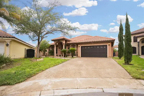 326 Lake Carnegie Ct., LAREDO, TX 78041