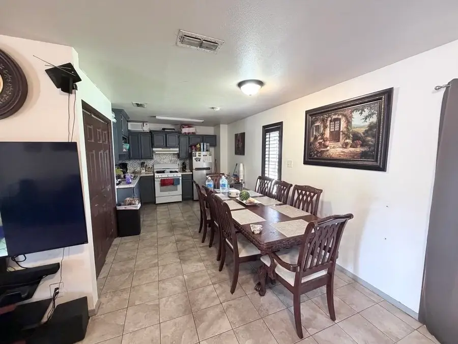 9624 Partridge Lp, Laredo, TX 78046 - #3