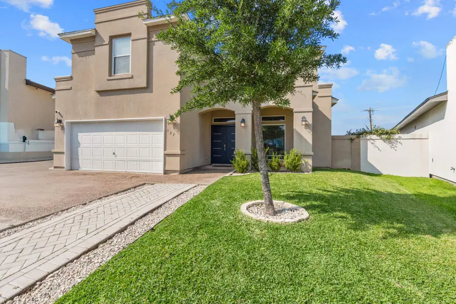 537 Altozano Dr, Laredo, TX 78045 - #2