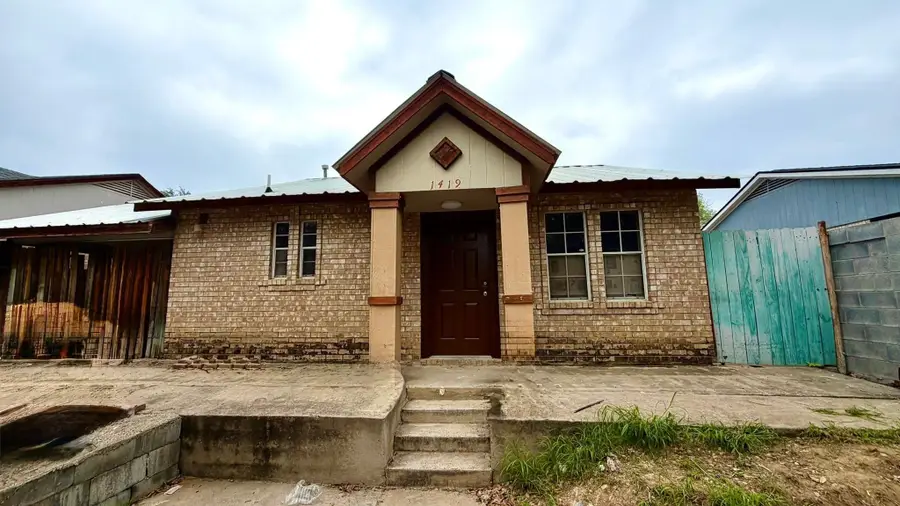 1419 Reagan Dr, Laredo, TX 78046 - #2