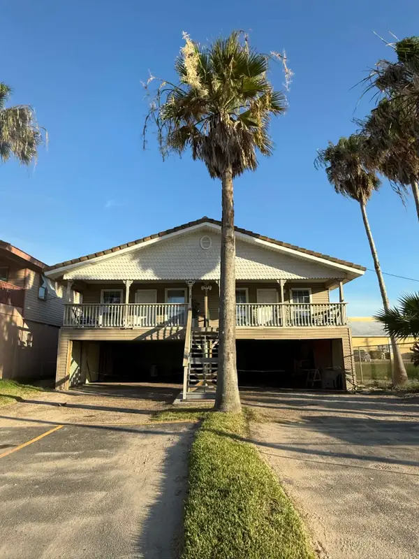 101 E Capricorn Dr., South Padre Island, TX 78597