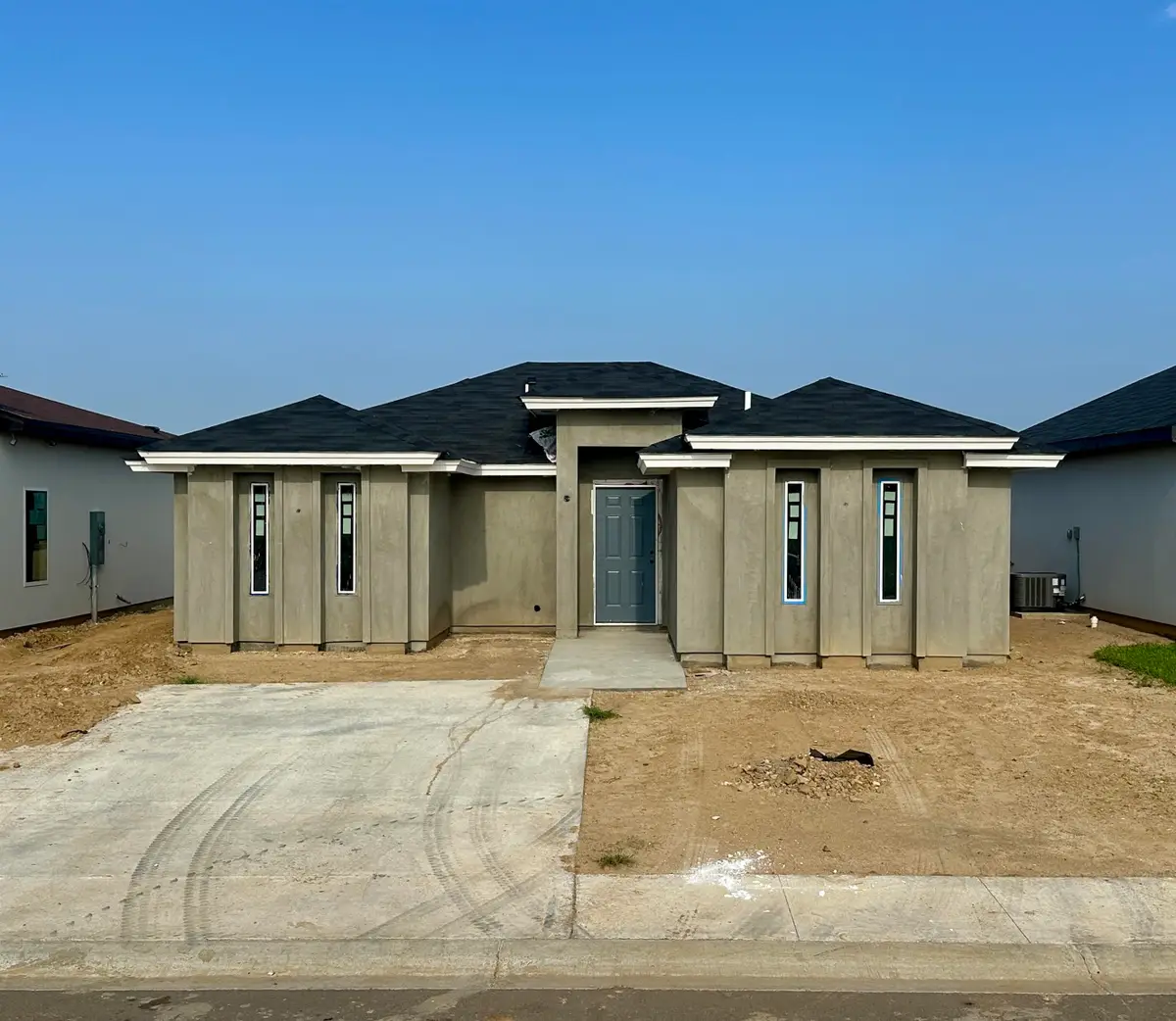 5012 Luna Grande Lp., Laredo, TX 78046 - #1