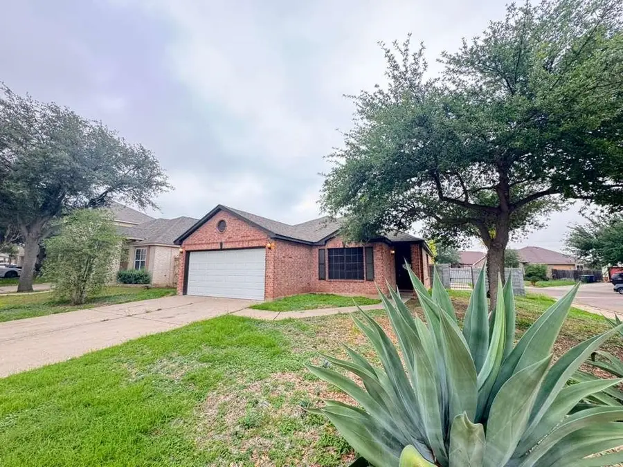 101 Jacales Ct, Laredo, TX 78045 - #2