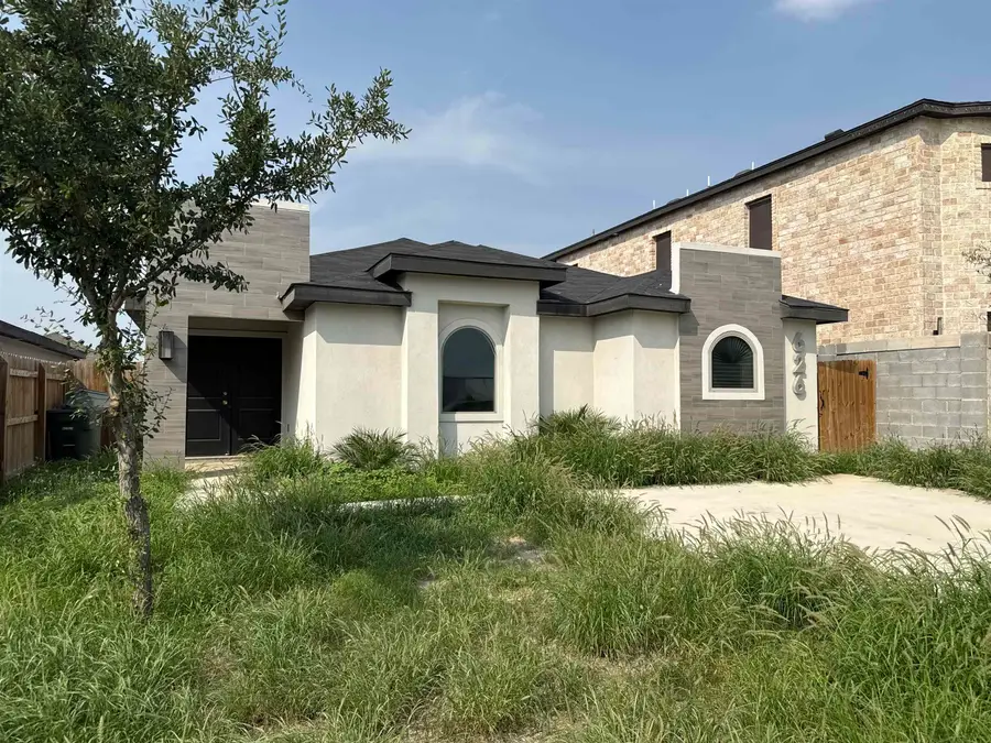 626 Rockrose Dr, Laredo, TX 78046 - #2