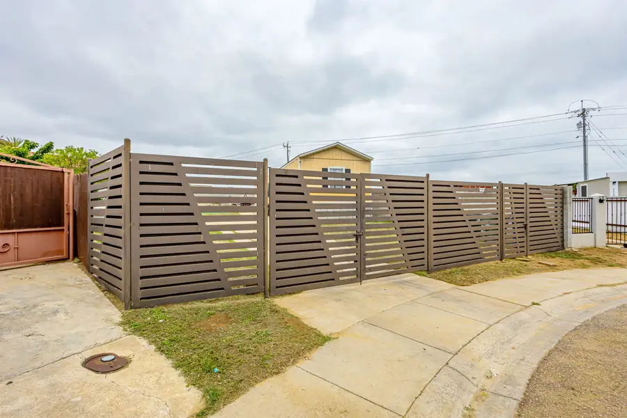 5019 Los Cedros Ln., Laredo, TX 78046 - #2