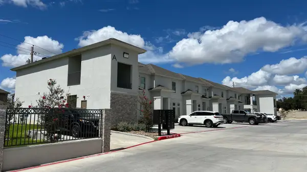 1010 Monaco Blvd, Laredo, TX 78045
