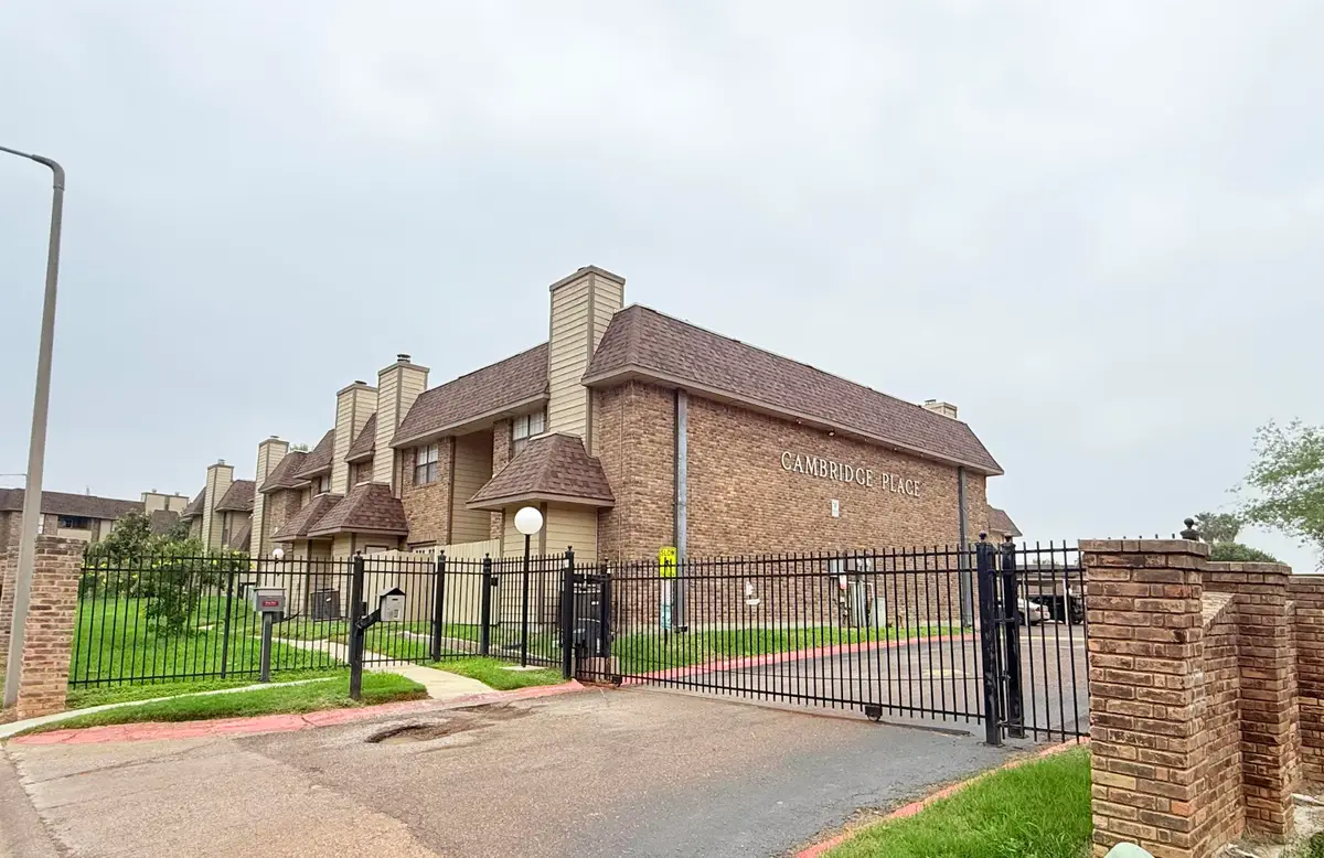 200 Martingale Ln, Laredo, TX 78041 - #1
