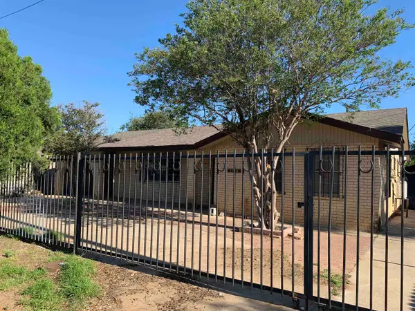 1718 Willow St, Laredo, TX 78045