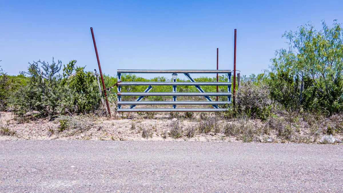 900 Ranch Rd 7150G, Laredo, TX 78041 - #1