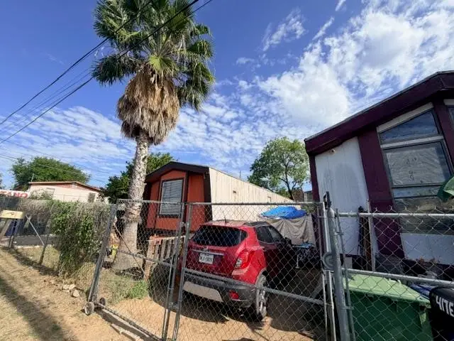 2820 Maryland Ave, Laredo, TX 78040 - #3