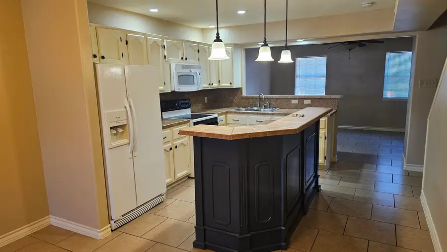 5308 Cypress Dr, Laredo, TX 78041 - #3