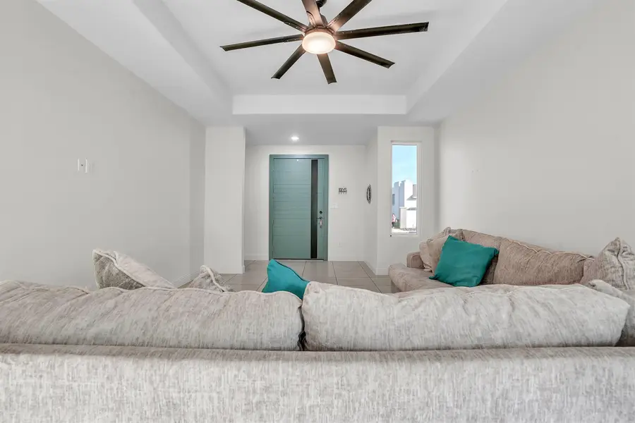 715 Journey Loop, Laredo, TX 78045 - #3