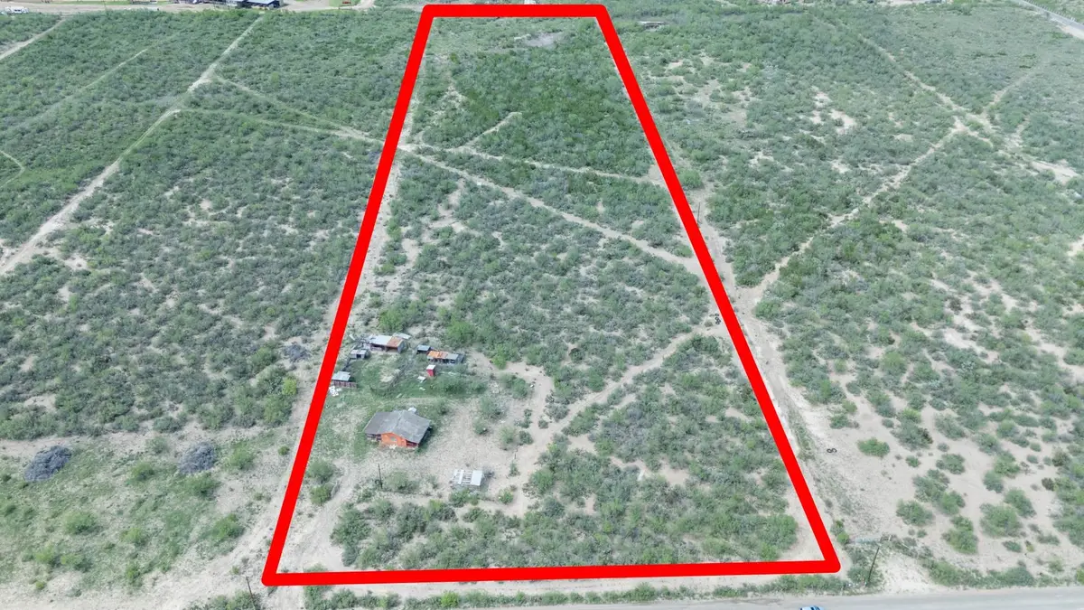 212 Sal si Puedes, Laredo, TX 78044 - #1