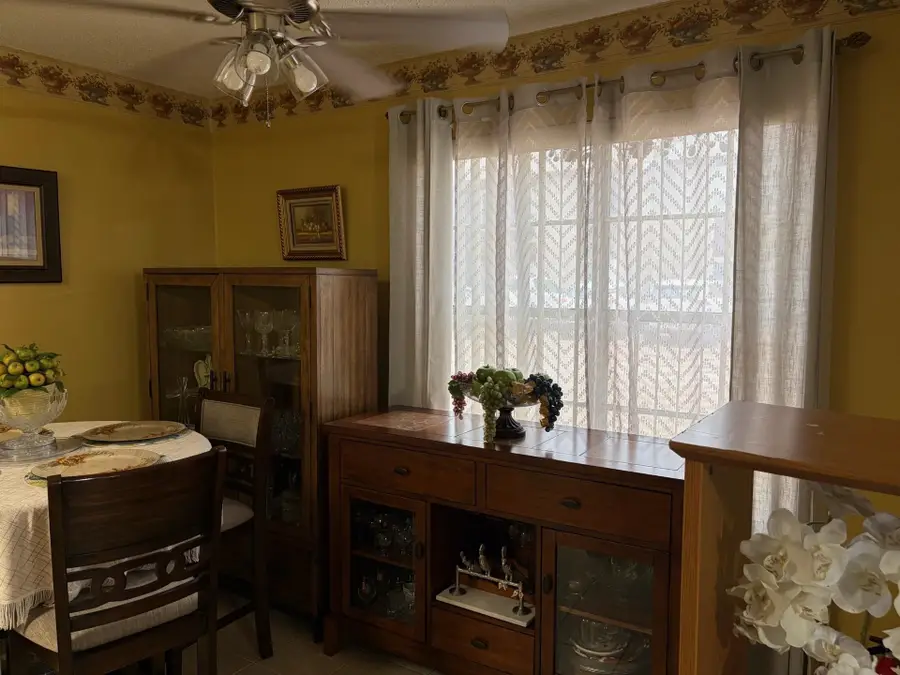 4902 Marcella Ave, Laredo, TX 78041-6313 - #3