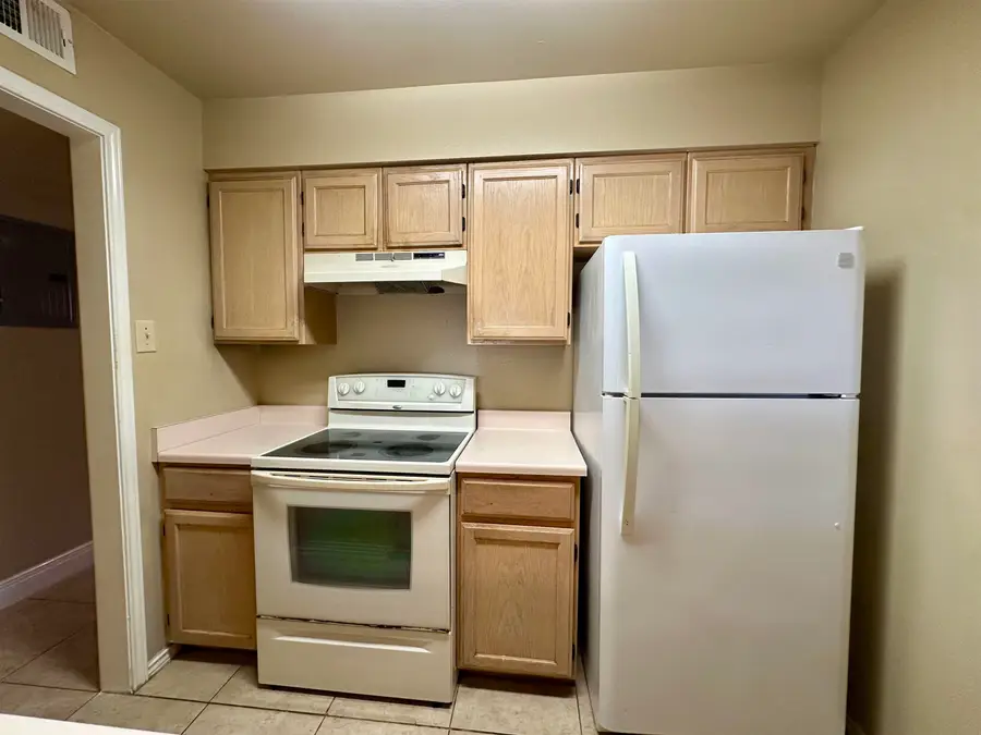 8915 McPherson Rd, Laredo, TX 78045 - #3