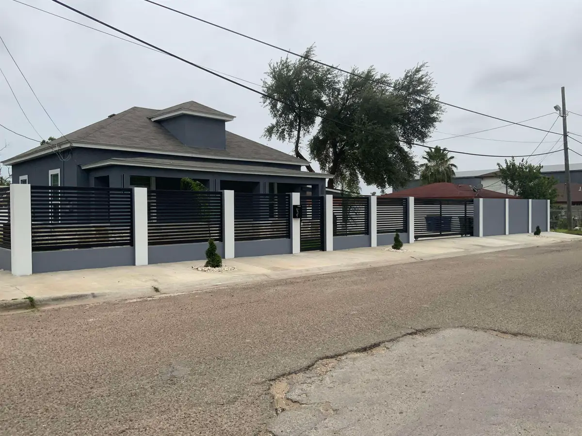 919 Willow St, Laredo, TX 78040 - #1