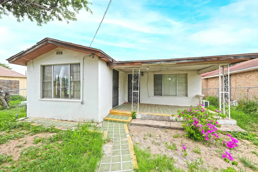 2305 San Jorge Ave, Laredo, TX 78040 - #2