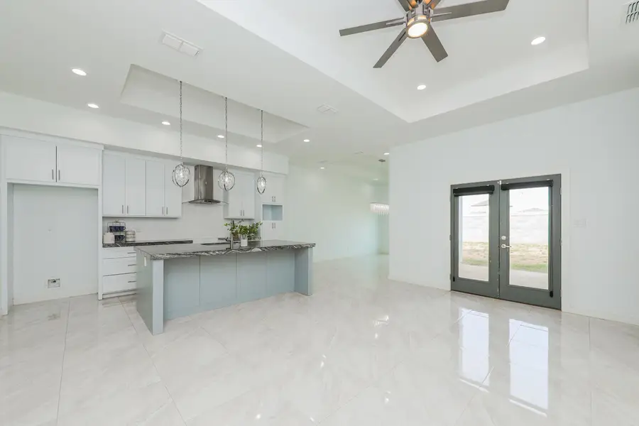 1705 Calvillo Dr., Laredo, TX 78046 - #2