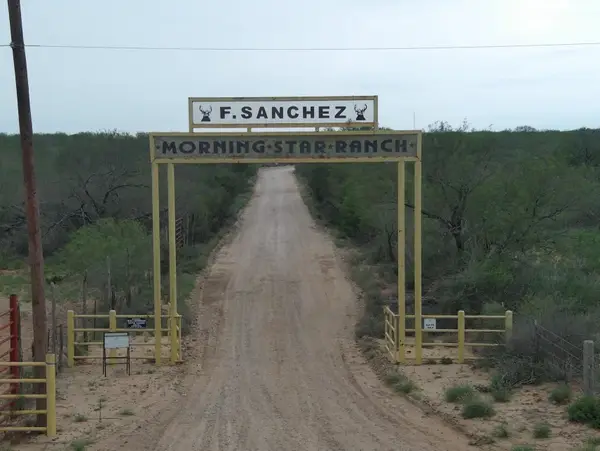 1719 1719 CR 104, Webb, TX 78045