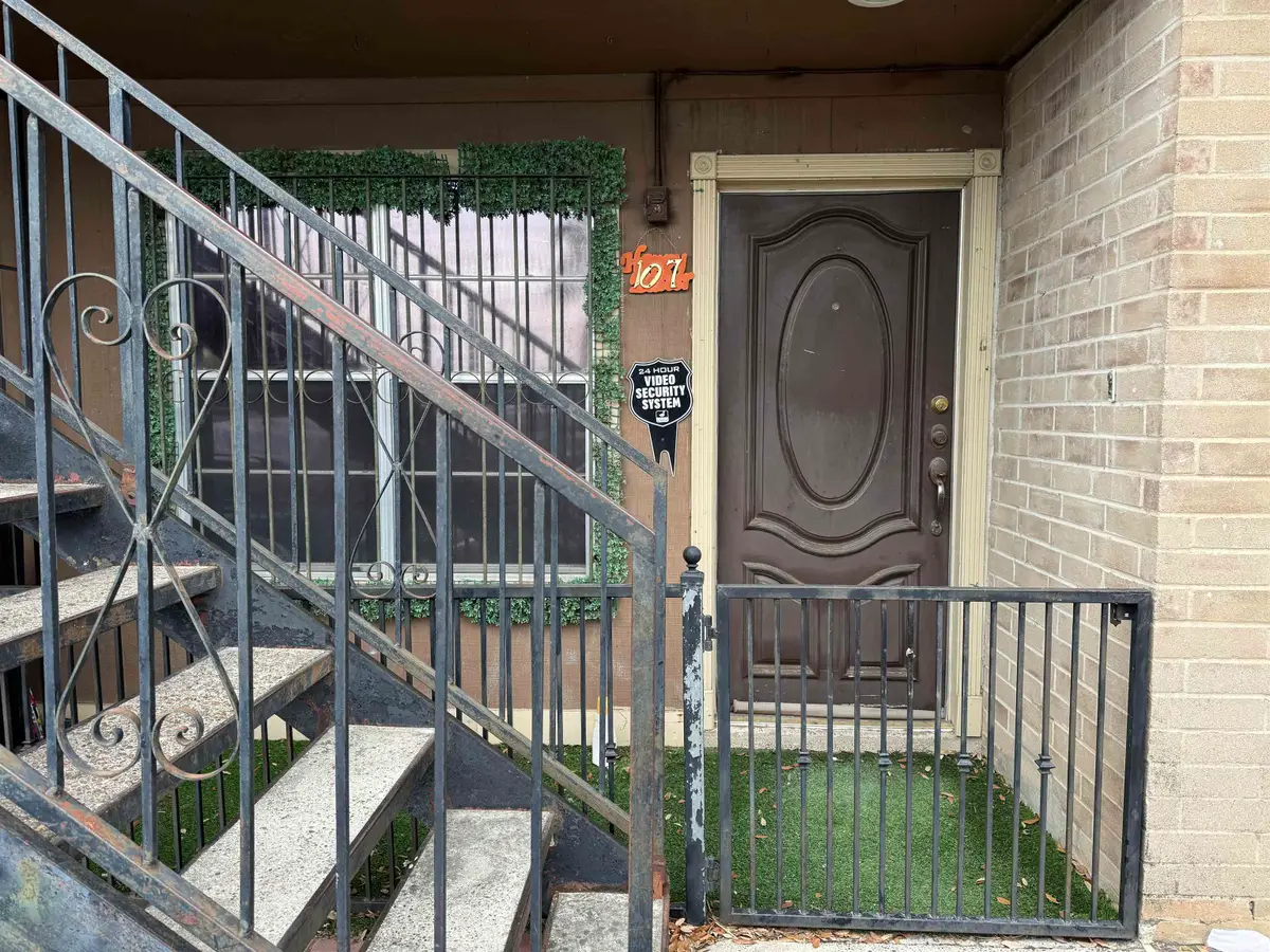 4902 Marcella Ave, Laredo, TX 78041 - #1