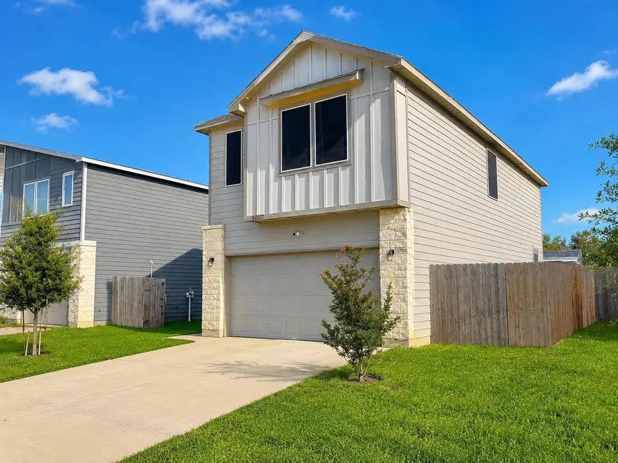 4207 Helena Dr., Laredo, TX 78046 - #2