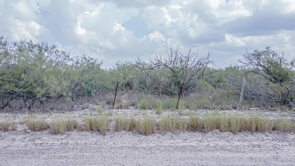001 Colorado Acs Sur, Laredo, TX 78044 - #1