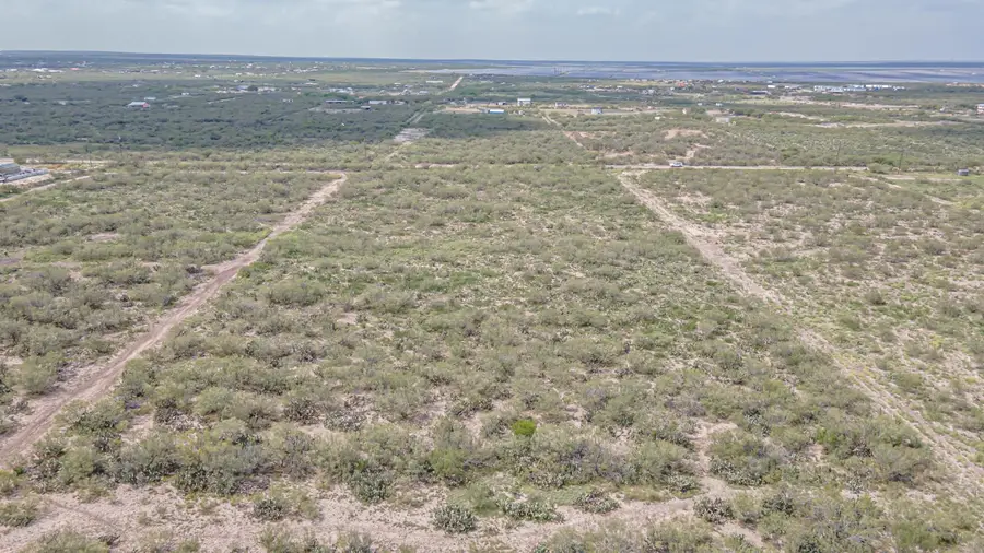 001 Colorado Acs Sur, Laredo, TX 78044 - #2