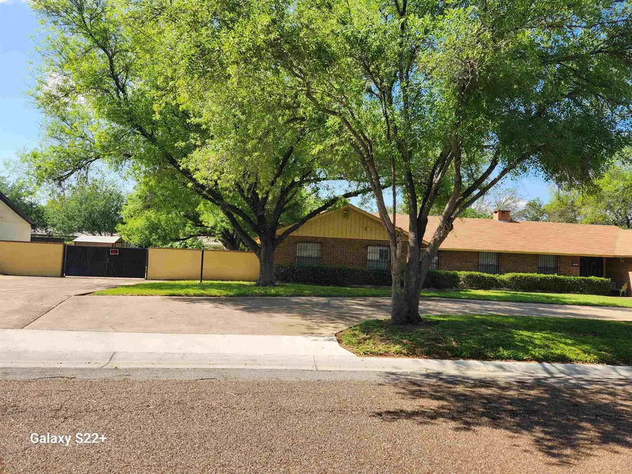 405 Longshadow Rd, Laredo, TX 78041 - #3