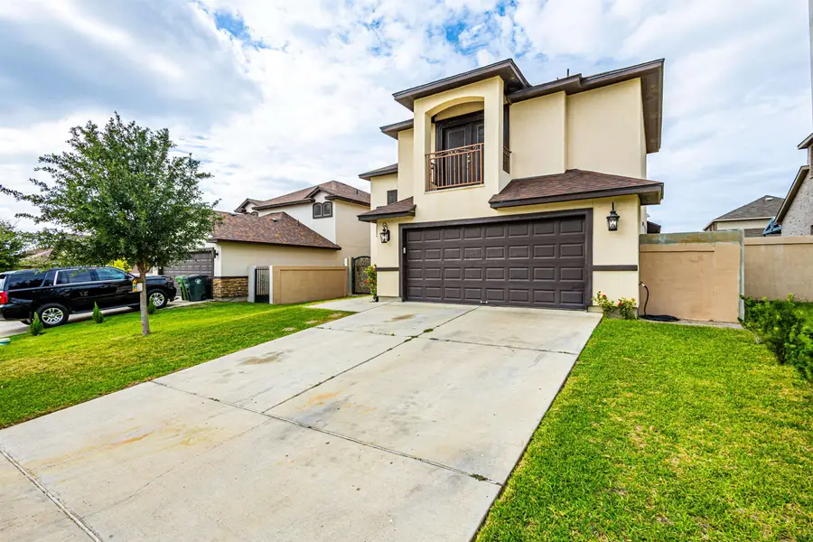 5520 Stallion Ln., Laredo, TX 78046 - #2