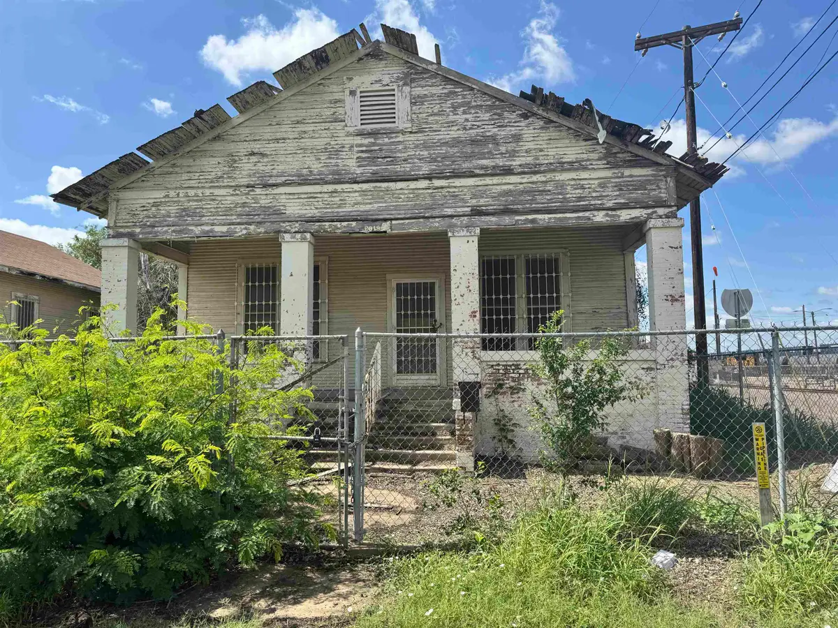 2019 Victoria St, Laredo, TX 78040 - #1