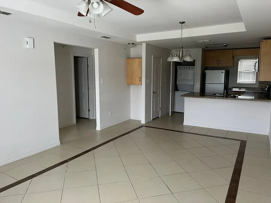 7615 Laguna Del Mar Ct, Laredo, TX 78041 - #2