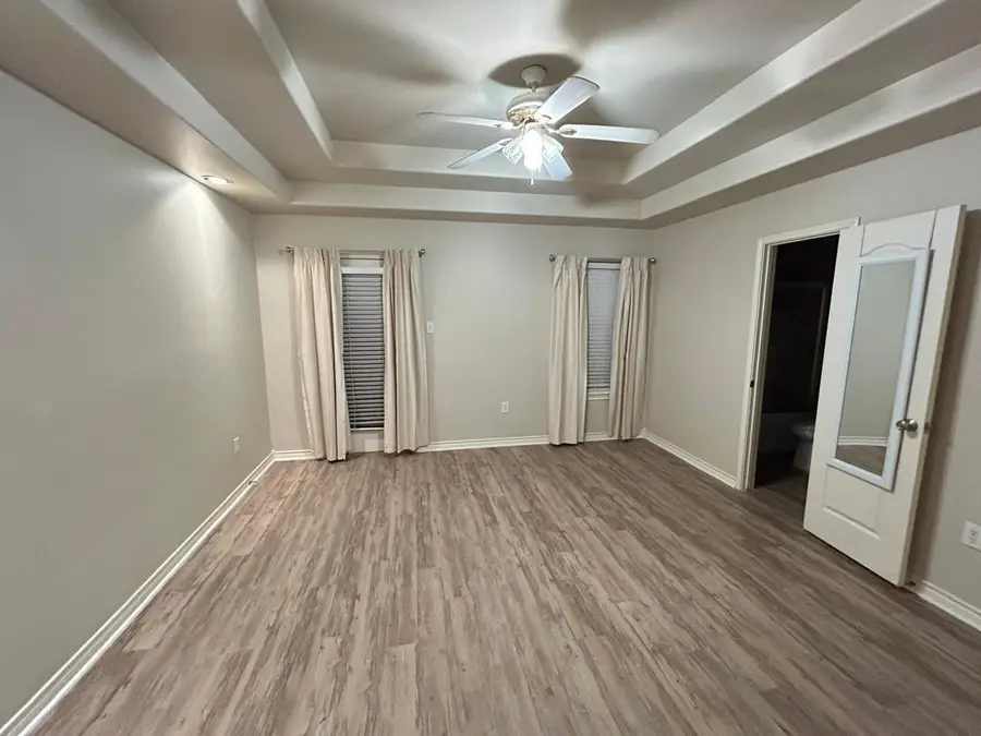 8416 Springfield Ave, Laredo, TX 78045 - #3