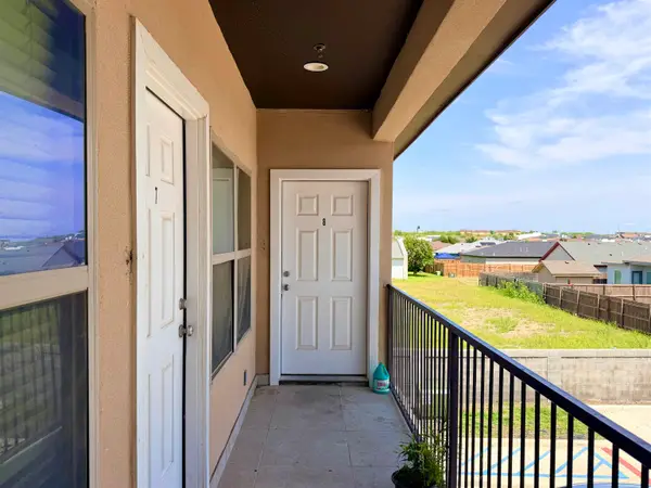 5601 Cuenca Dr, Laredo, TX 78046