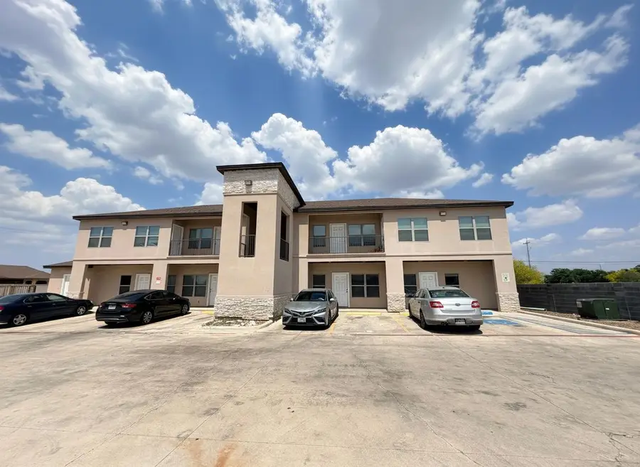 5601 Cuenca Dr, Laredo, TX 78046 - #2