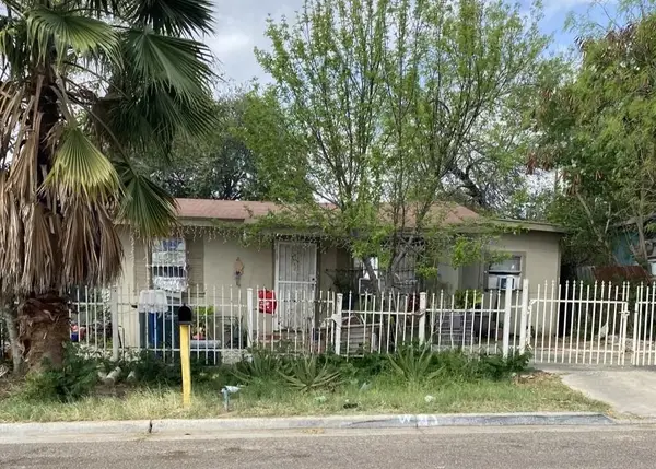 3220 Chestnut St, Laredo, TX 78046
